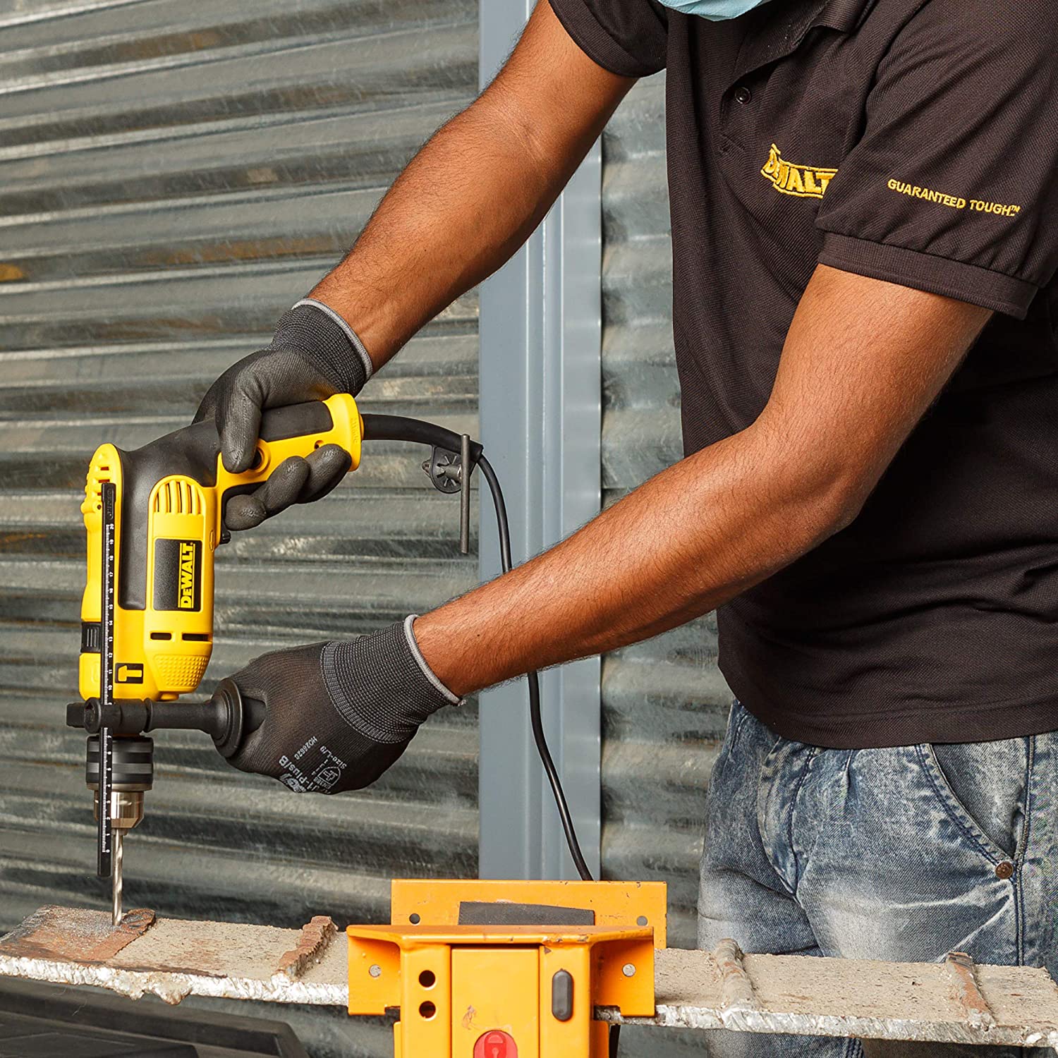 Dewalt: DWD024-IN 750W 13mm Impact Drill Machine - Image 2